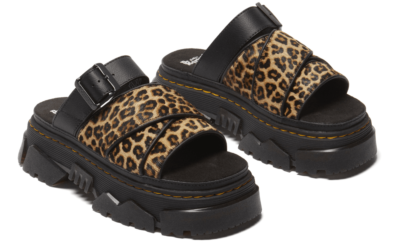 לצפייה במוצר DR MARTENS SOFT LEATHER DOUBLE PLATFORM
