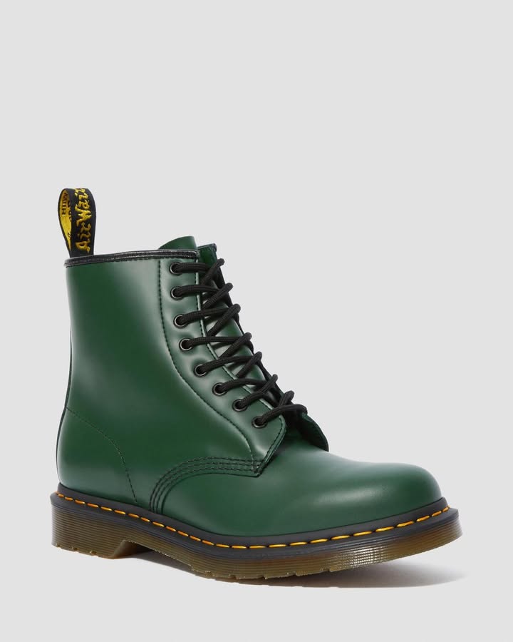 לצפייה במוצר DR MARTENS JADON PLATFORM BLACK