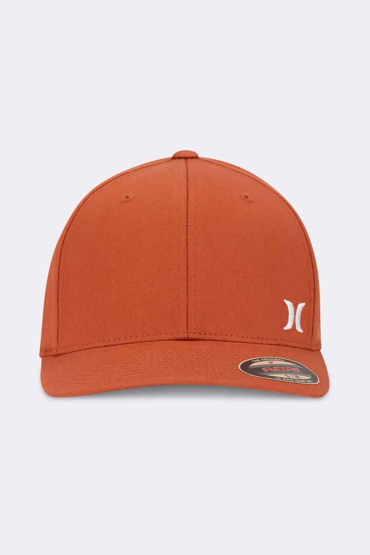 לצפייה במוצר HURLEY LOGO CAP  BLACK/WHITE