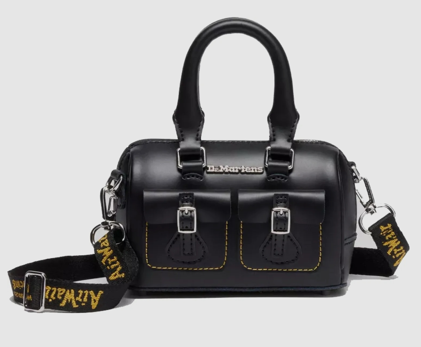 לצפייה במוצר HERSCHEL BACKPACK IN BLACK