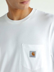 לצפייה במוצר חולצת טישירט כיס קלאסית Carhartt לגברים (K87) בצבע לבן עם לוגו מרובע