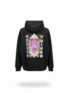 לצפייה במוצר קפוצ'ון scotch & soda שחור בהדפס פסיכדלי על הגב 